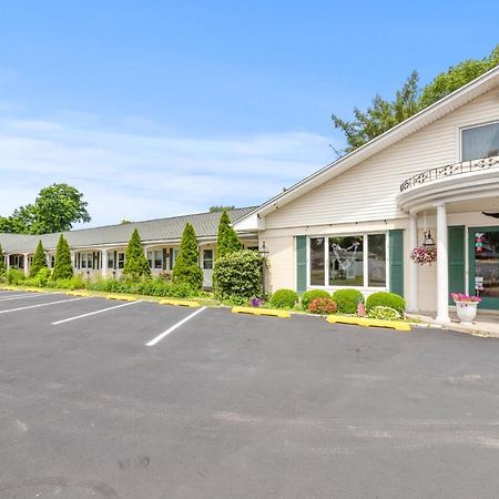 Glass House Inn Erie Near I-90 & I-79 Buitenkant foto