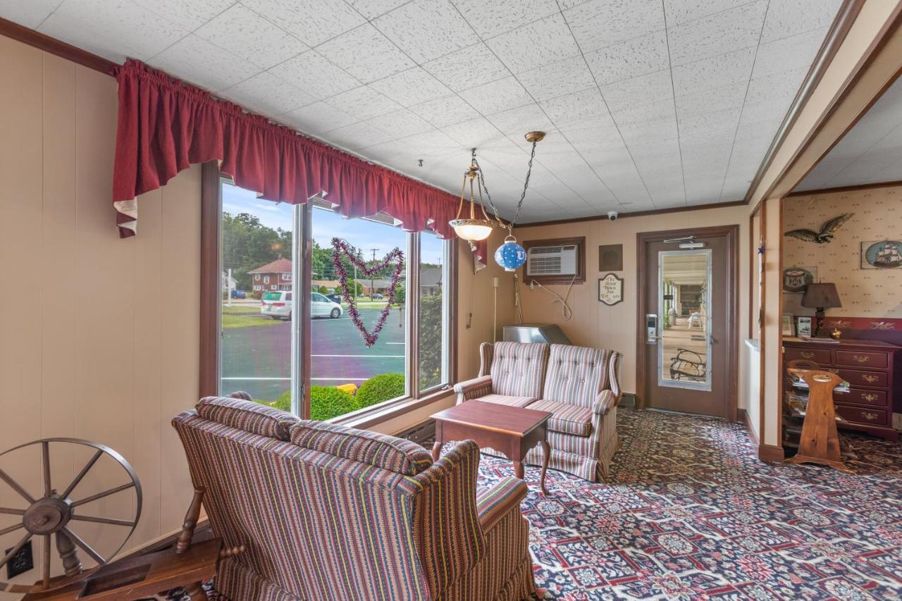 Glass House Inn Erie Near I-90 & I-79 Buitenkant foto