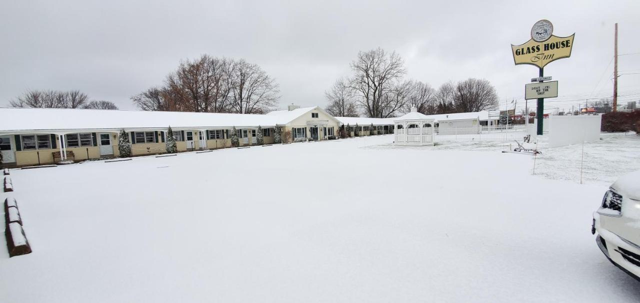 Glass House Inn Erie Near I-90 & I-79 Buitenkant foto
